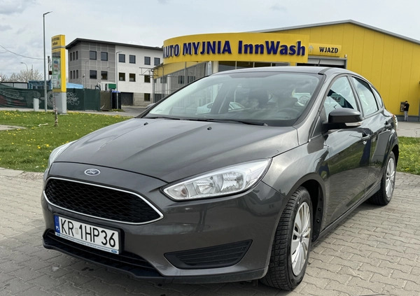 Ford Focus cena 41900 przebieg: 45007, rok produkcji 2018 z Kraków małe 781